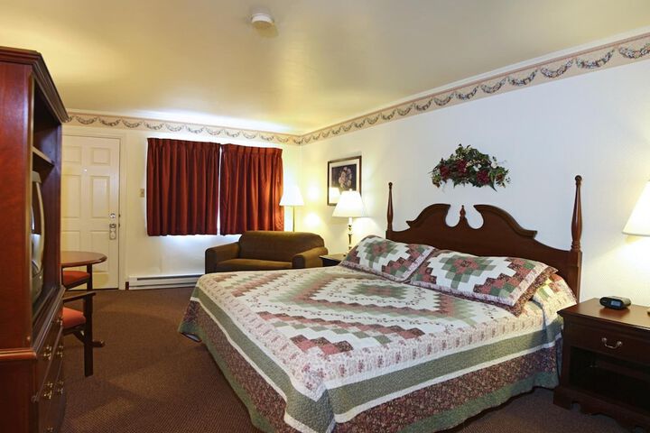 Room 25 of 37