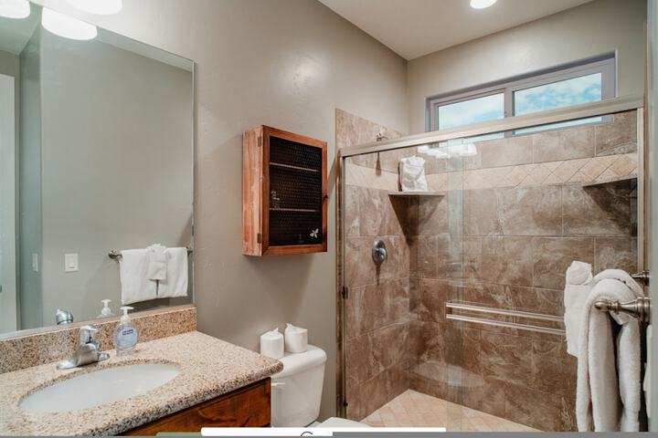 Paradise Village 3 - Grand View Estates