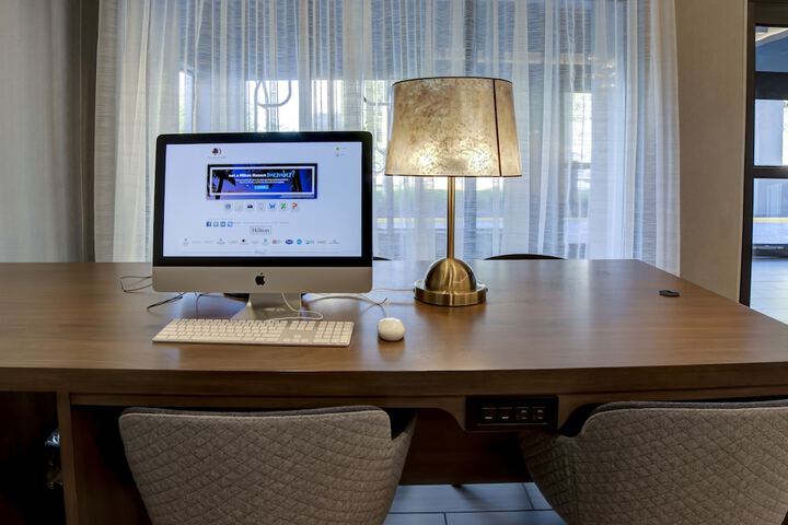 Business Center 46 of 47
