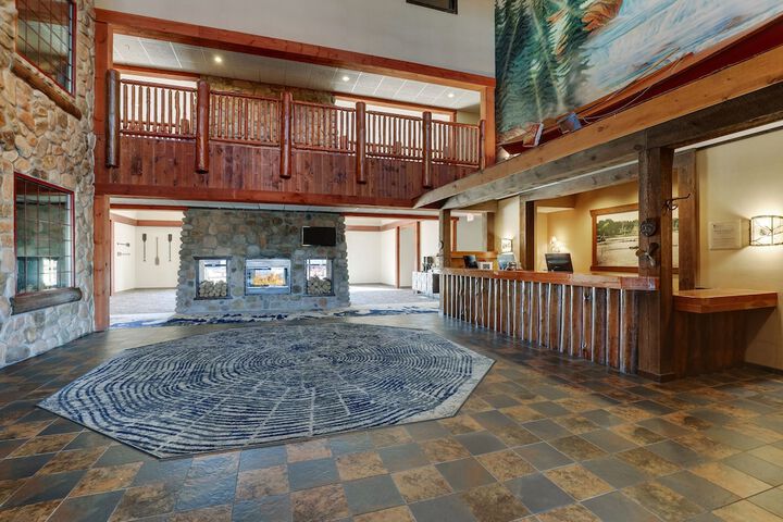 Hotel Interior 4 of 44