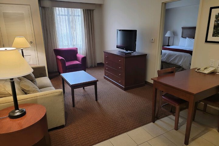 Room 35 of 72