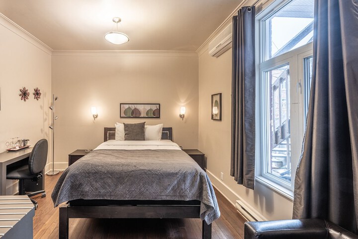 Room 10 of 39