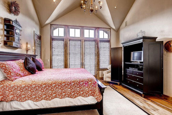 Room 25 of 54