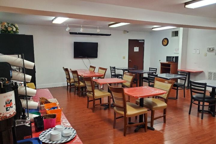 Omak Inn
