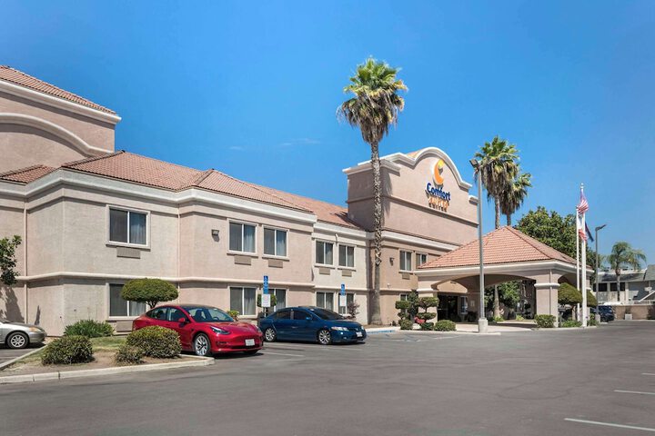 Hotel 2 of 44