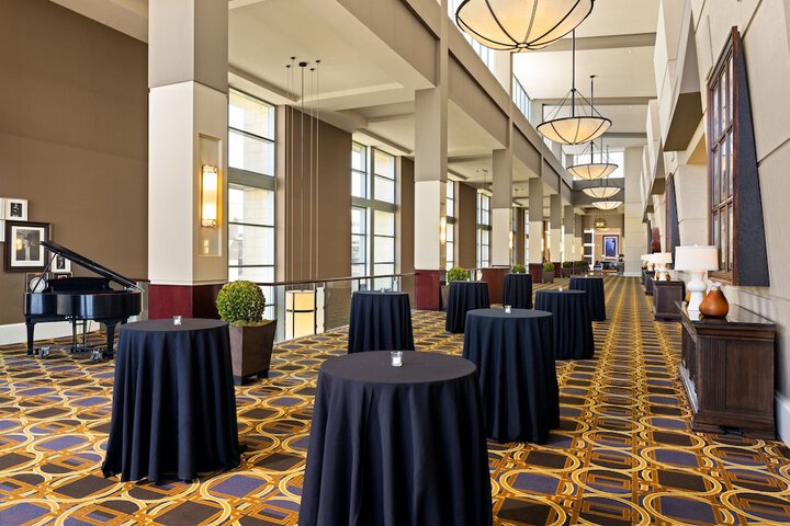 Sheraton Overland Park Hotel at the Convention Center