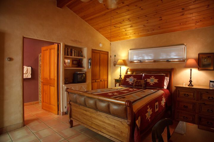 Room 43 of 149