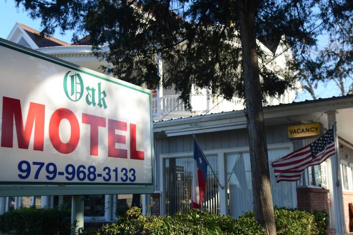 Hotel 2 of 54