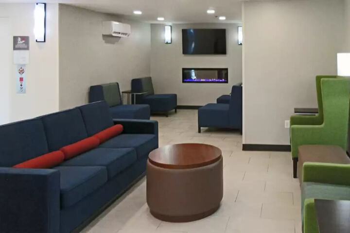 Hotel Interior 9 of 26
