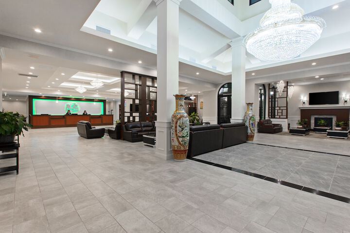 Hotel 10 of 75