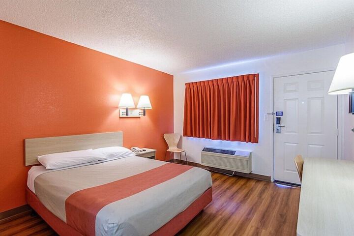 Room 20 of 31