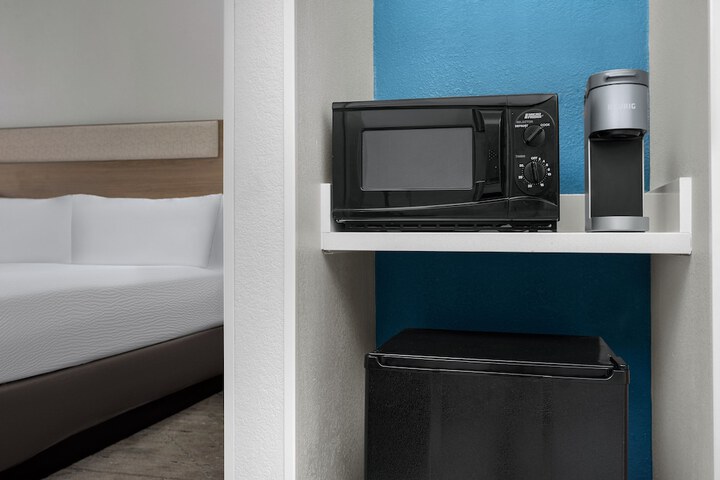 Room 22 of 47