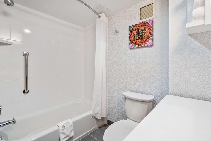 Room 21 of 65