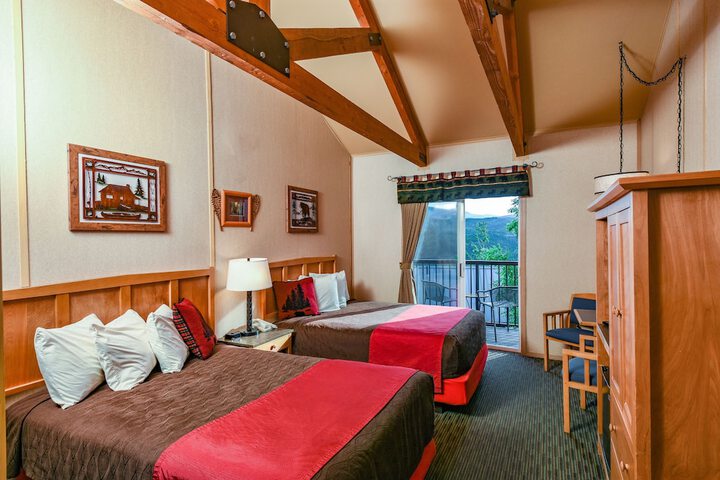 Denali Bluffs Hotel