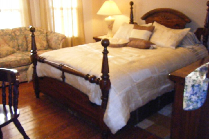 Room 19 of 65