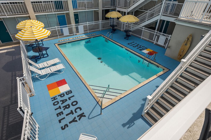 Pool 9 of 64