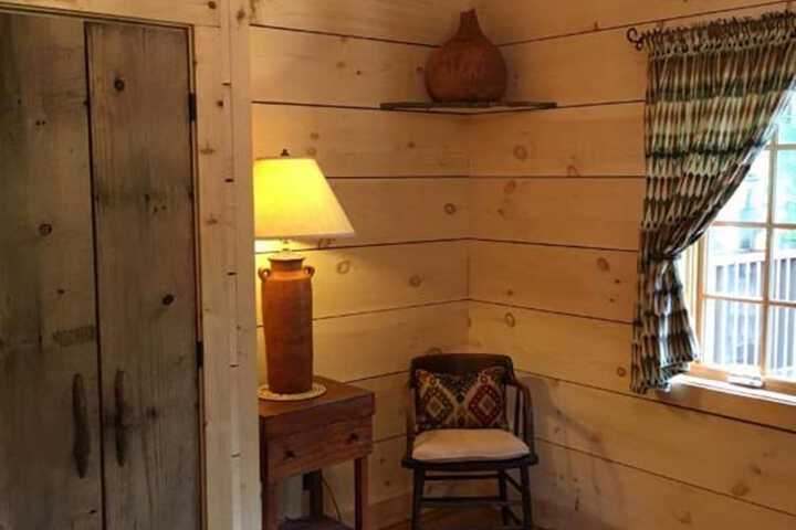 Room 34 of 85