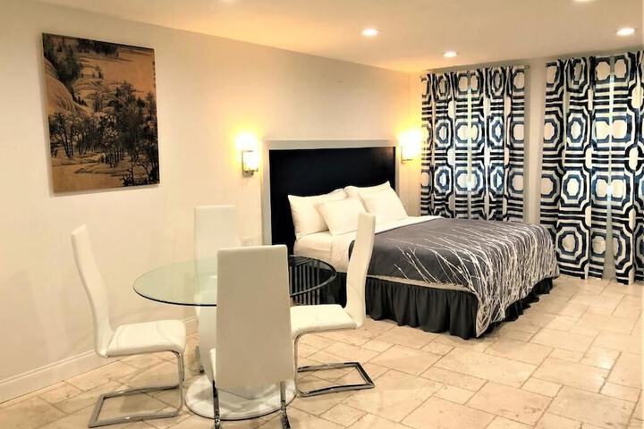 Room 34 of 59