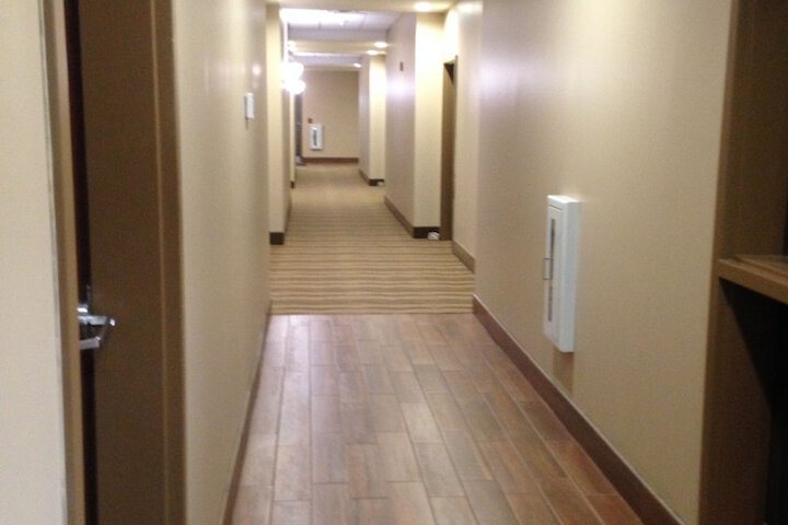 Ballroom/Hall 32 of 35