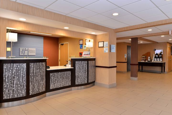 Comfort Inn & Suites Sharonville - Cincinnati North