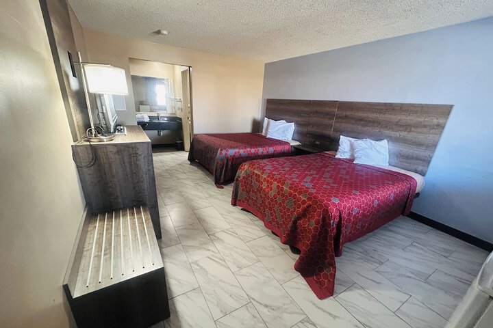 Residential Suites Blue Springs by Hotel O I 70