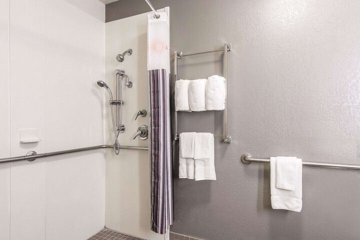 La Quinta Inn & Suites by Wyndham Atlanta Conyers