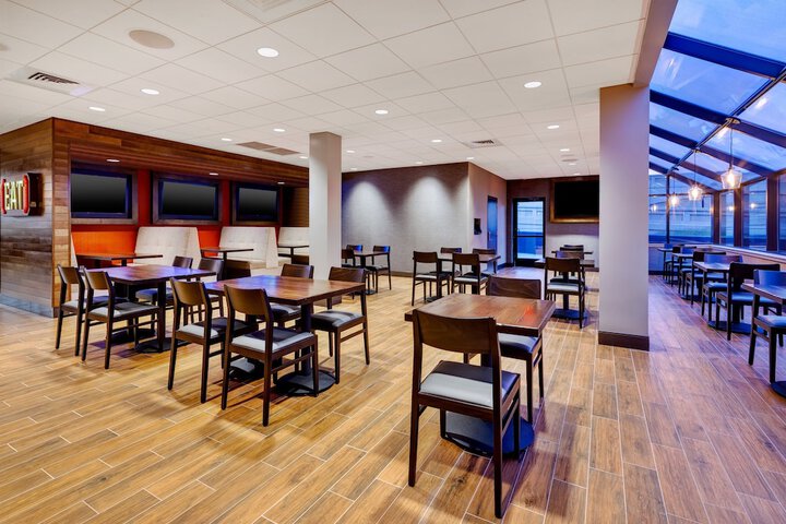 Holiday Inn Grand Rapids Downtown by IHG