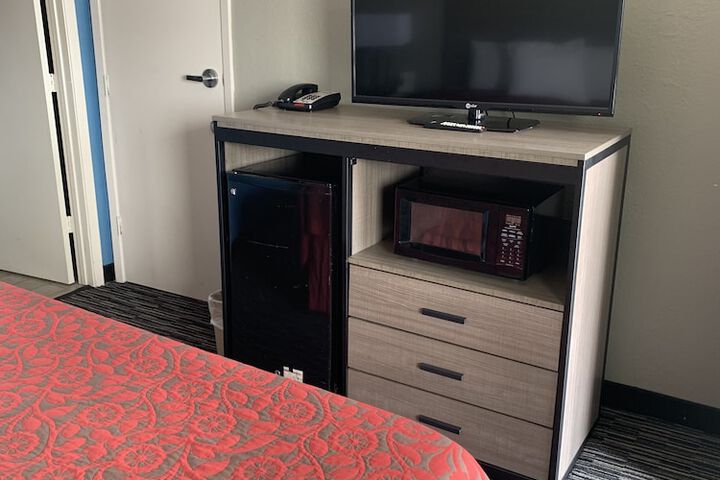 Room 39 of 40