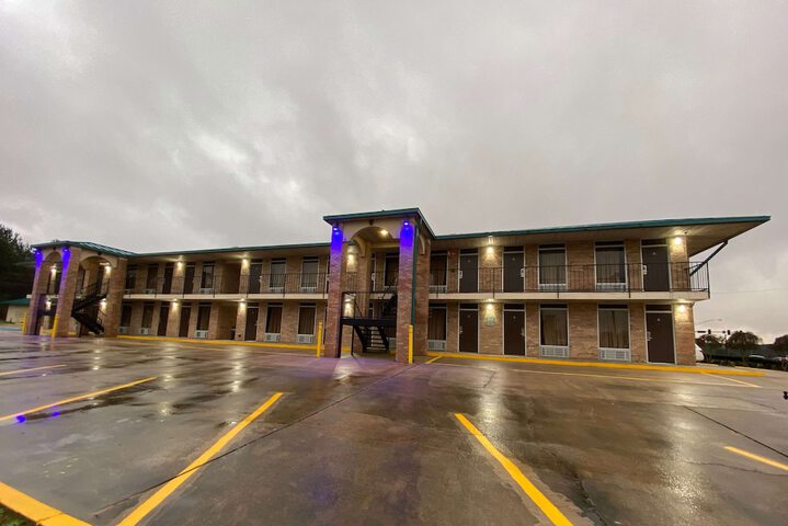 Hotel 9 of 30