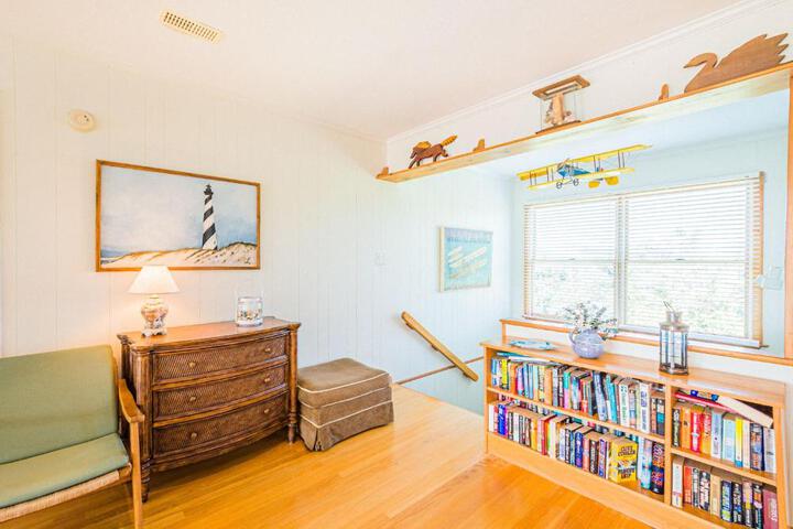 A Summer Place - Duck Sanderling, Ocean View, 50 Yards to Beach, Community Pool