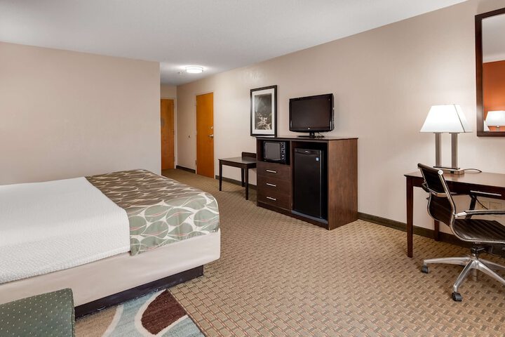 Room 19 of 25