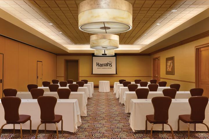 Harrahs Joliet Hotel & Casino - a Caesars Rewards Destination