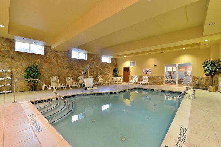 Pool 12 of 48