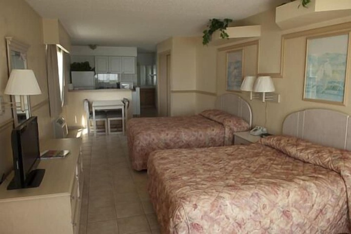 Room 13 of 24
