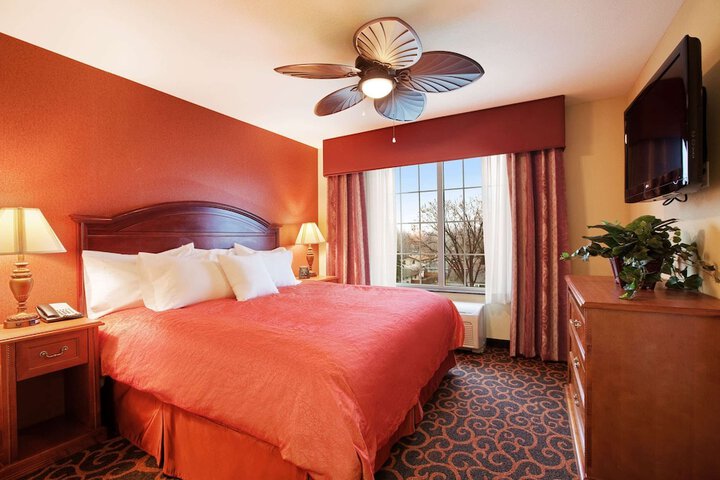 Homewood Suites by Hilton St. Cloud