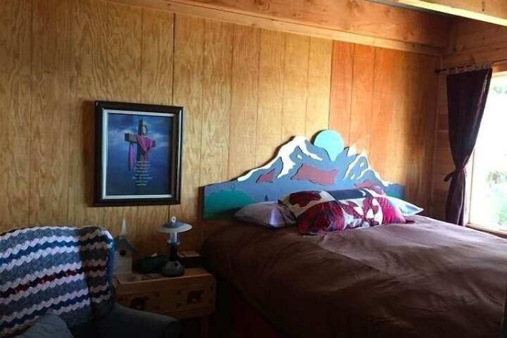 Room 13 of 18