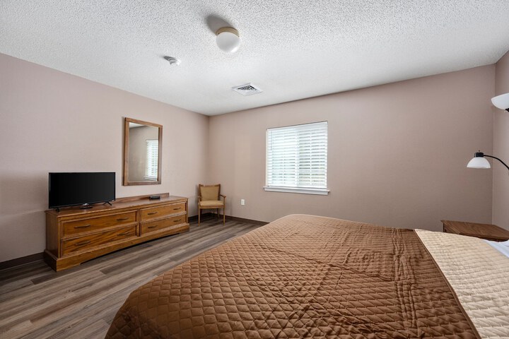 Room 28 of 30