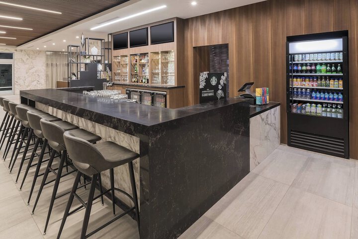 Courtyard by Marriott Burlington