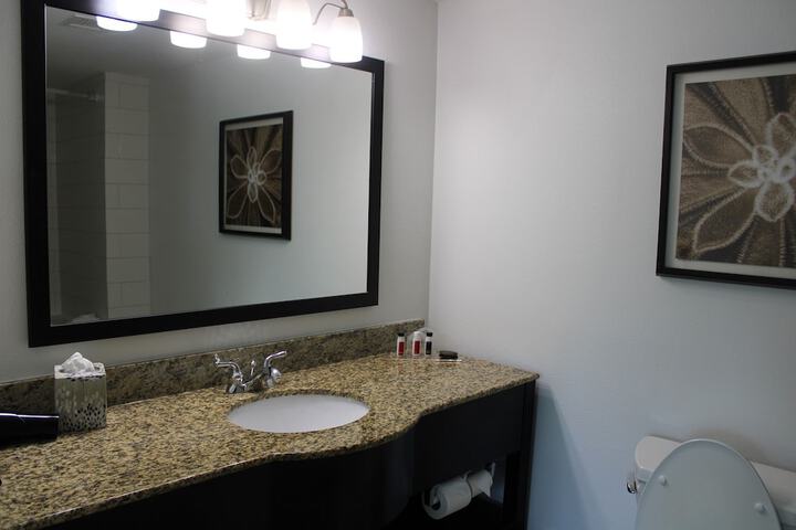 Room 14 of 34