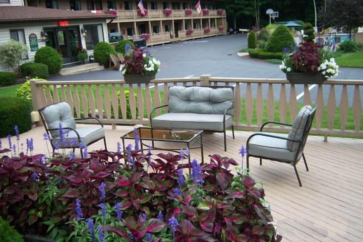 Terrace/Patio 48 of 65