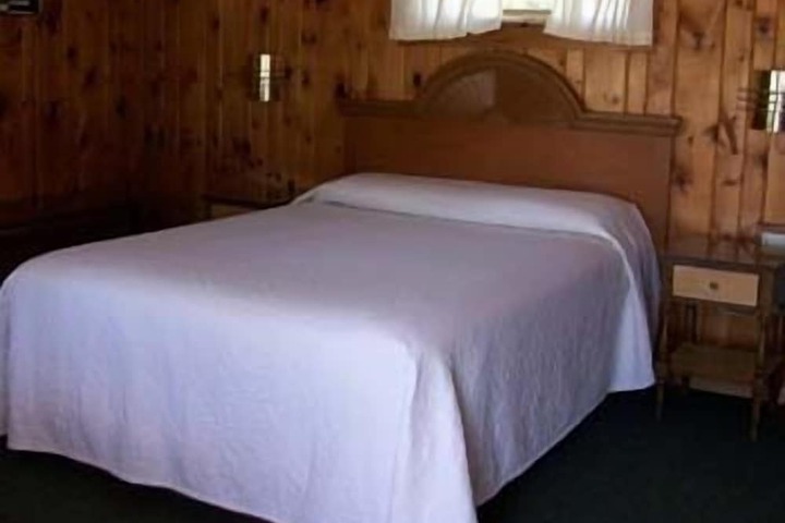 Room 16 of 20