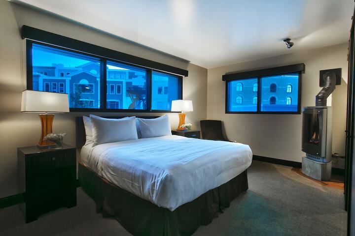 Room 13 of 57