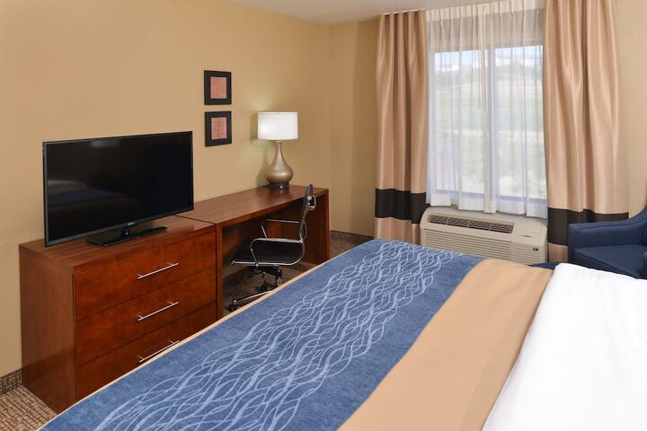 Room 25 of 39