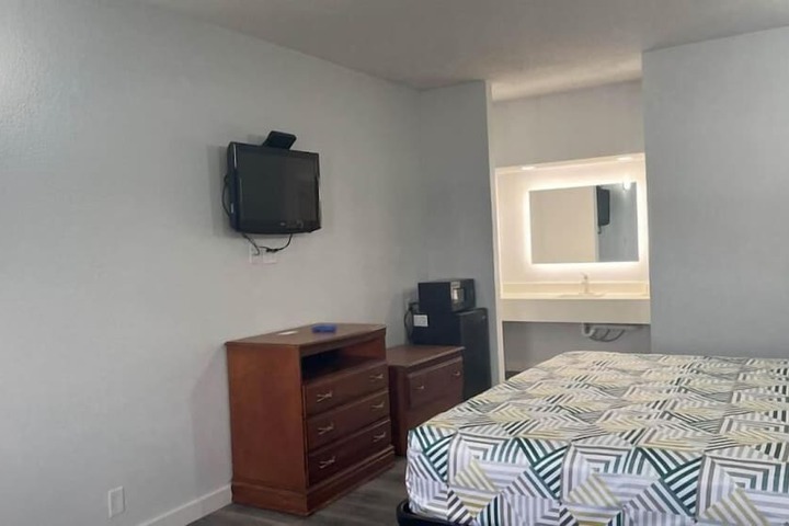 Motel 6 Cleveland MS - Delta State University