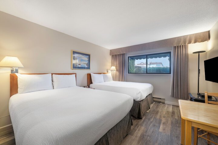 Sidney Waterfront Inn & Suites