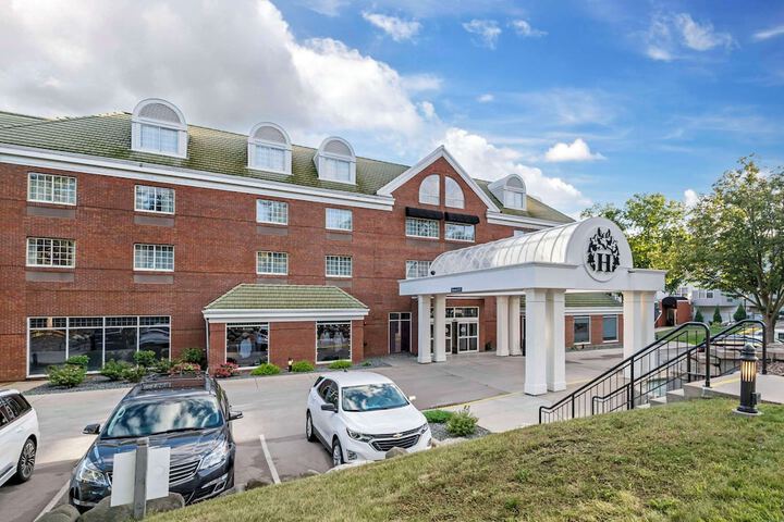 Heidel House Hotel and Conference Center an Ascend Collection Hotel