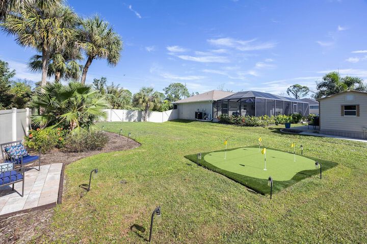 Englewood Vacation Rental w / Private Heated Pool!