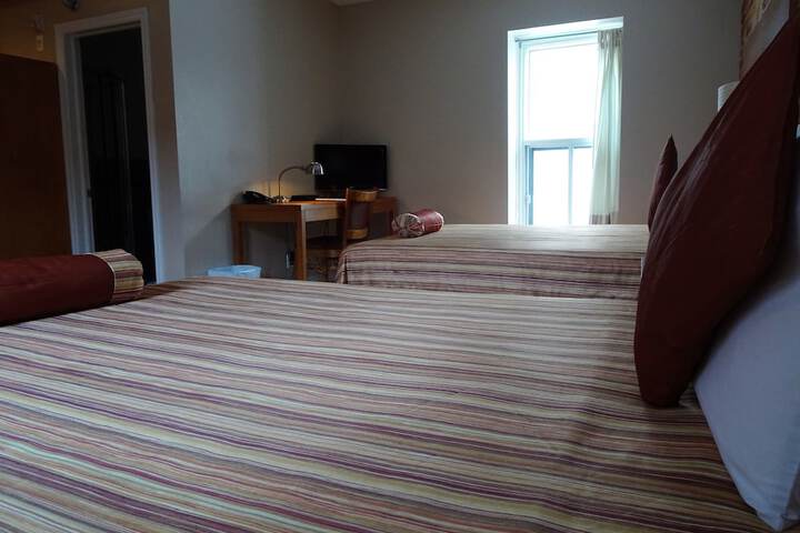 Room 18 of 62