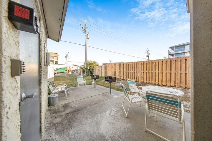 Terrace/Patio 40 of 42