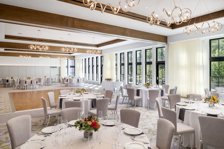 Ballroom/Hall 38 of 40